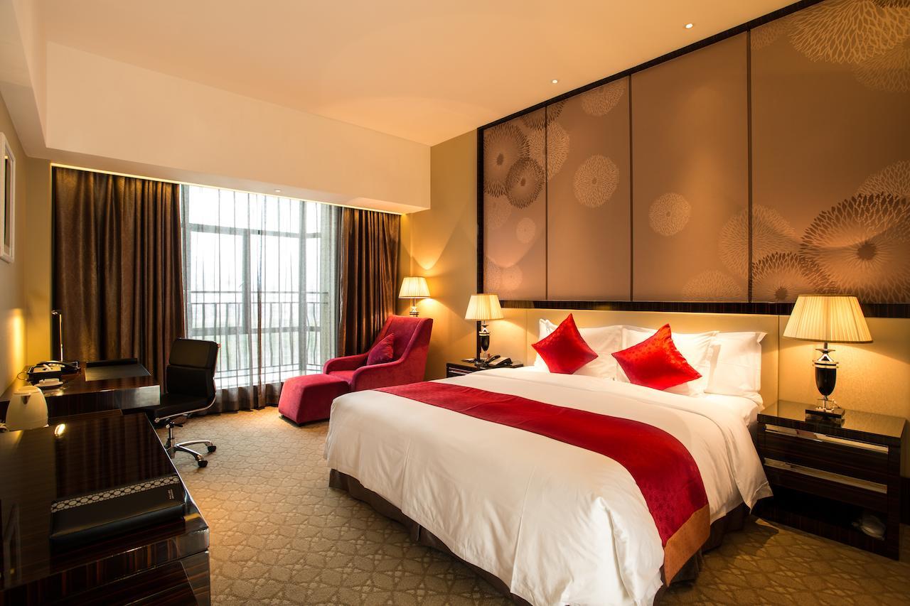 Ln Dongfang Hotel, Sihui Rom bilde